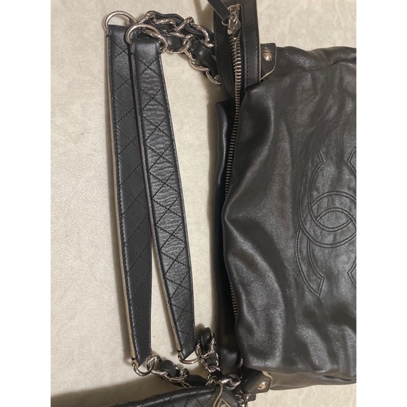 SALE!!! ๐๐๐Chanel Hobo large CC stitched with pouch Bag - Picture 15 of 16